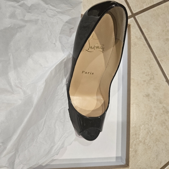 Christian Louboutin heels size 37 - Picture 5 of 7
